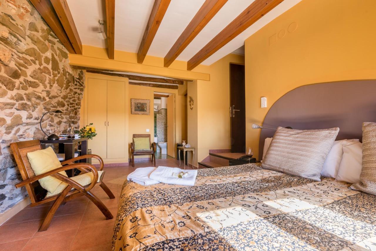 Hotel Cal Llop Гратальйопс Екстер'єр фото